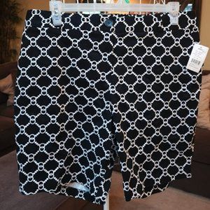 NWT Wearever sz 2X black / white print shorts